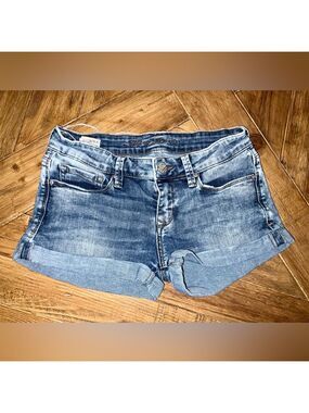 Mavi perfectly distressed denim shorts - size 25 with cuffed hem / too cute